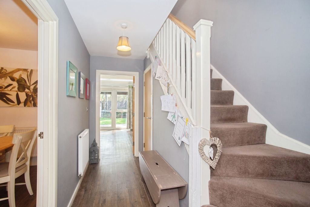 Property photo 3 of 17 Hallway