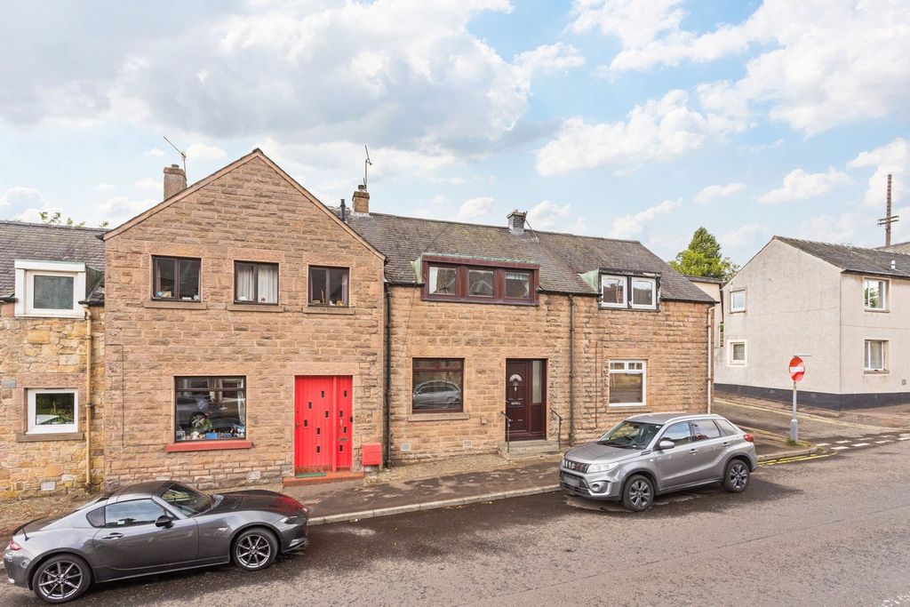 Property photo 1 of 30