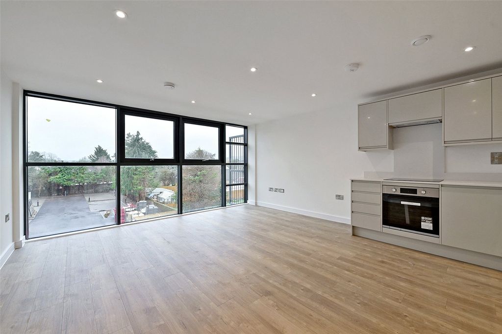 Property photo 1 of 6 Reception Room