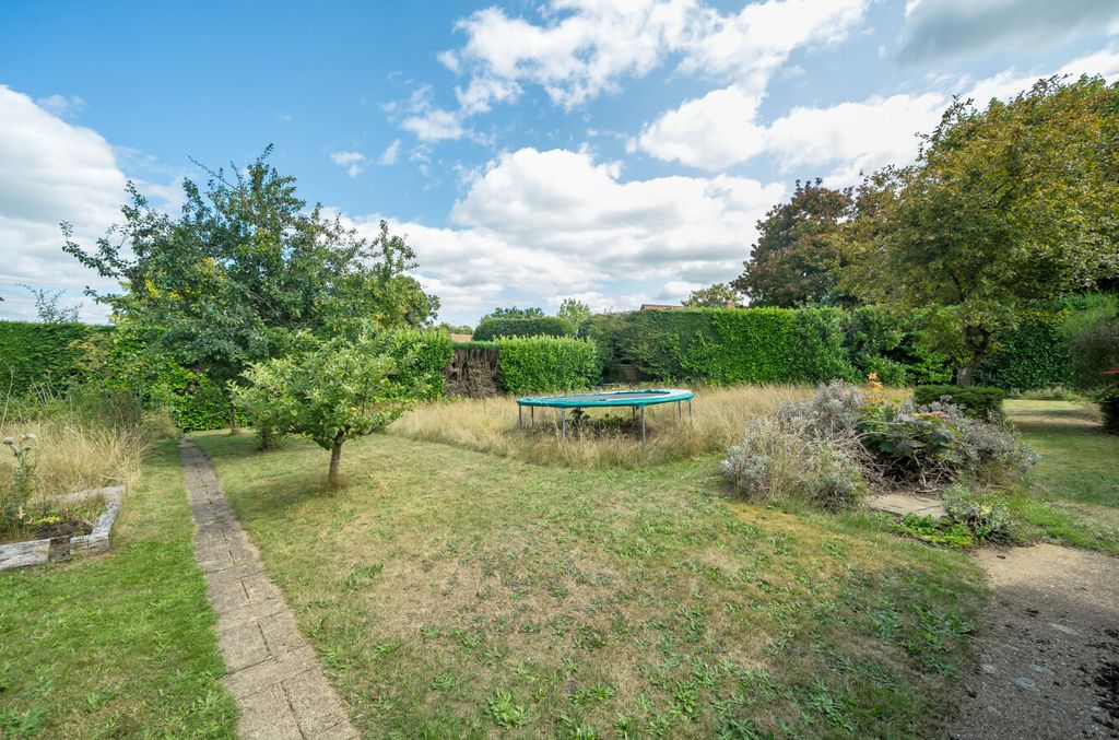 Property photo 3 of 25 1327888-1-6892076...