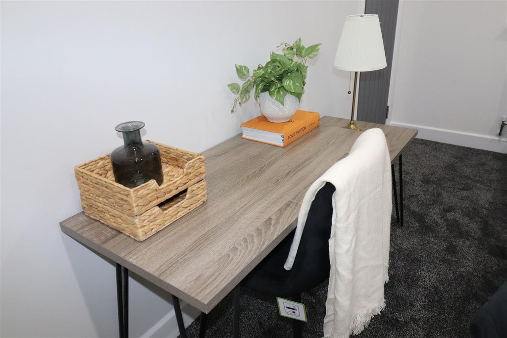 Property photo 3 of 6 Img_1893.Jpg