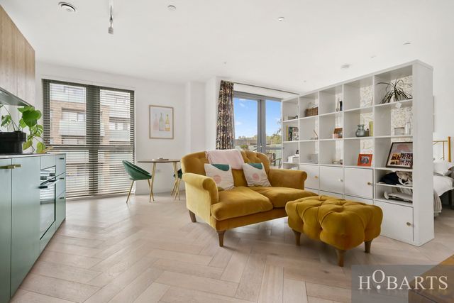 Property photo 1 of 13 1 Bedroom Flat For Sale