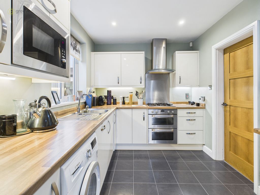 Property photo 3 of 43 Cam05459G0Pr0100Still035