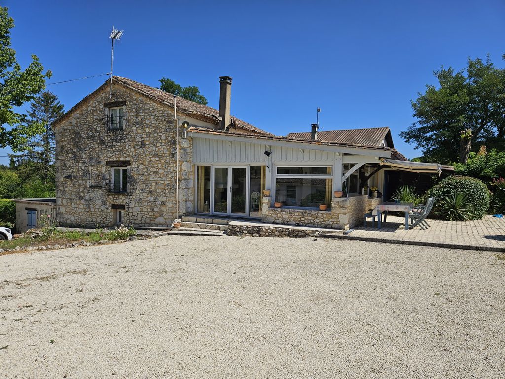 Property photo 1 of 22