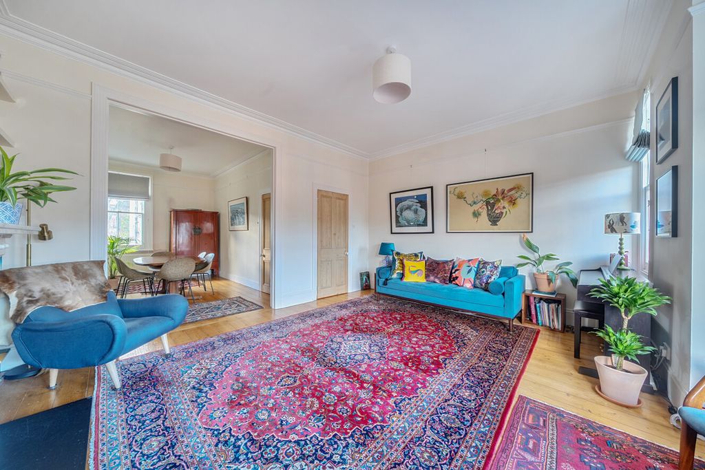 Property photo 2 of 15 1401288-6-696A348...