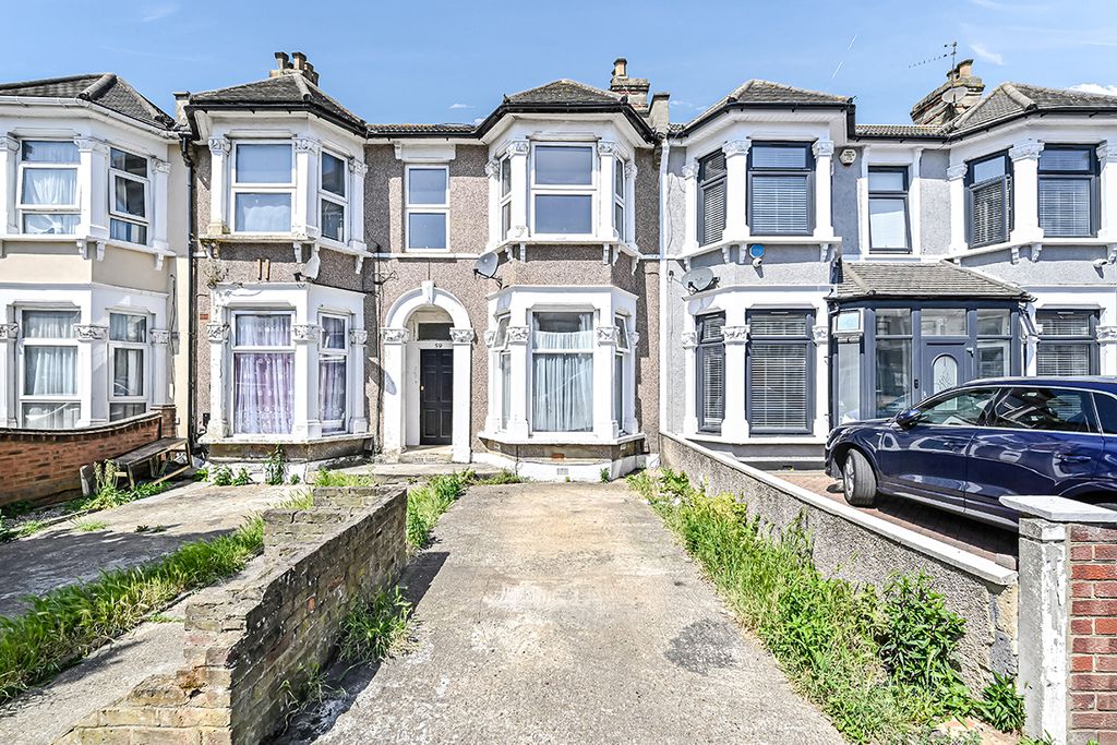 Property photo 1 of 11