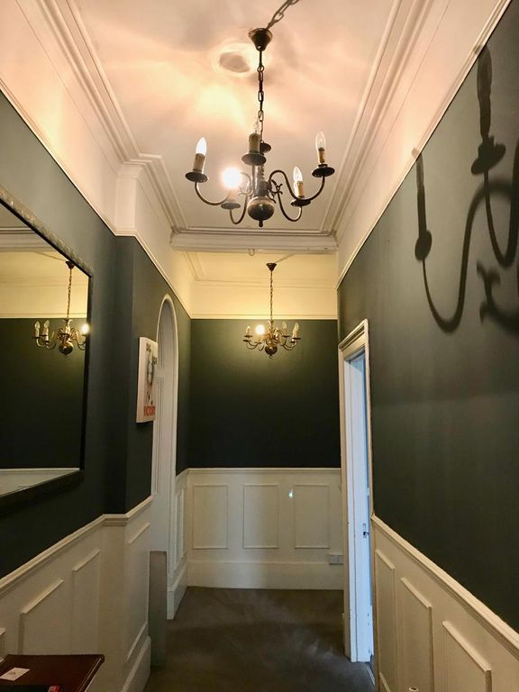 Property photo 3 of 11 Hall