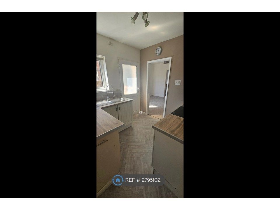 Property photo 1 of 35