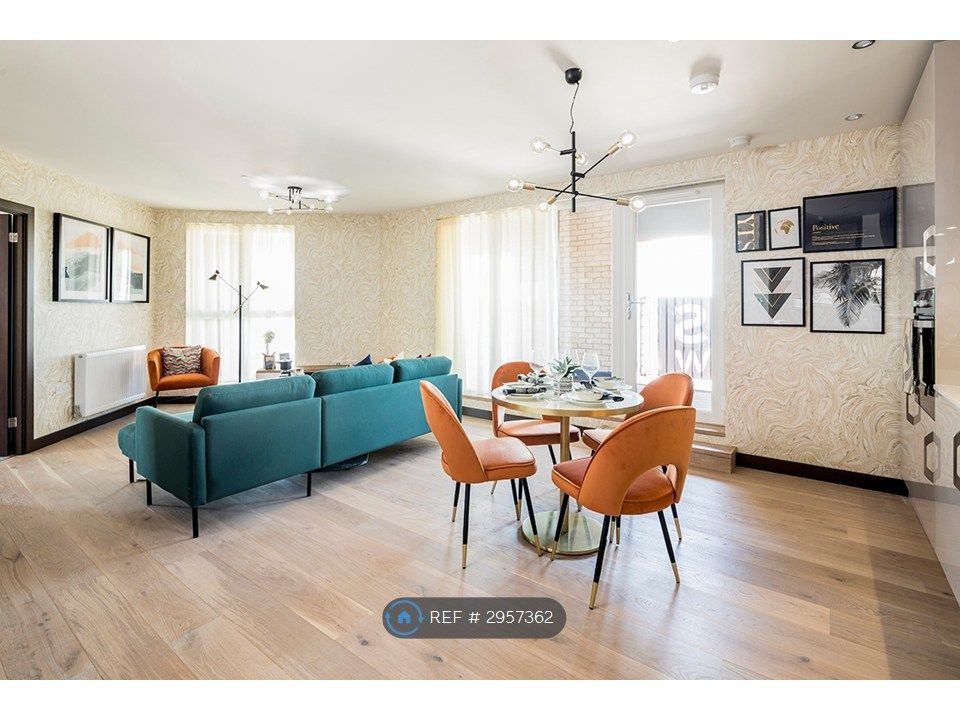 Property photo 2 of 11 Open Plan Lounge