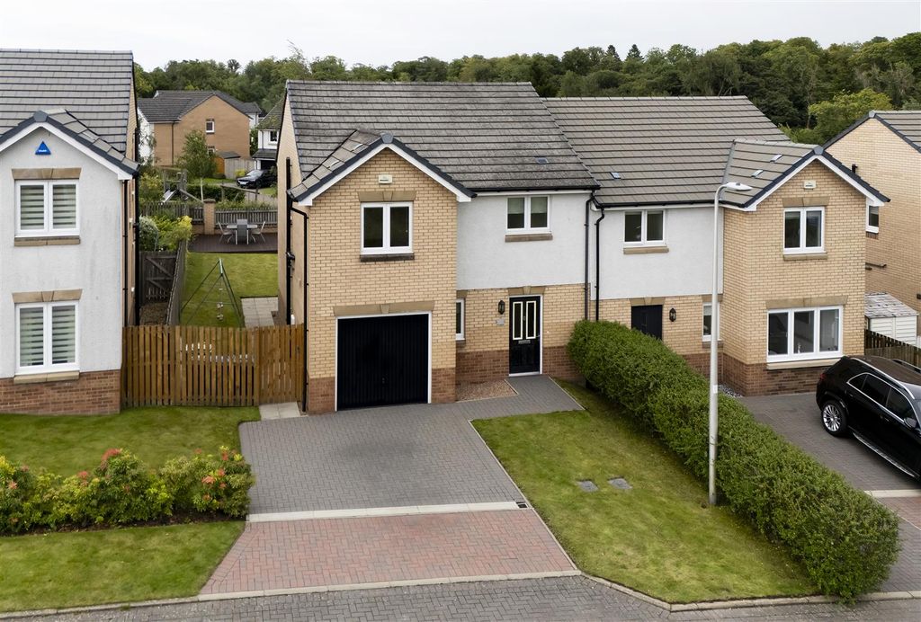 Property photo 1 of 26 01-27_Woodlands_Way_Kirkintilloch_004.Jpg