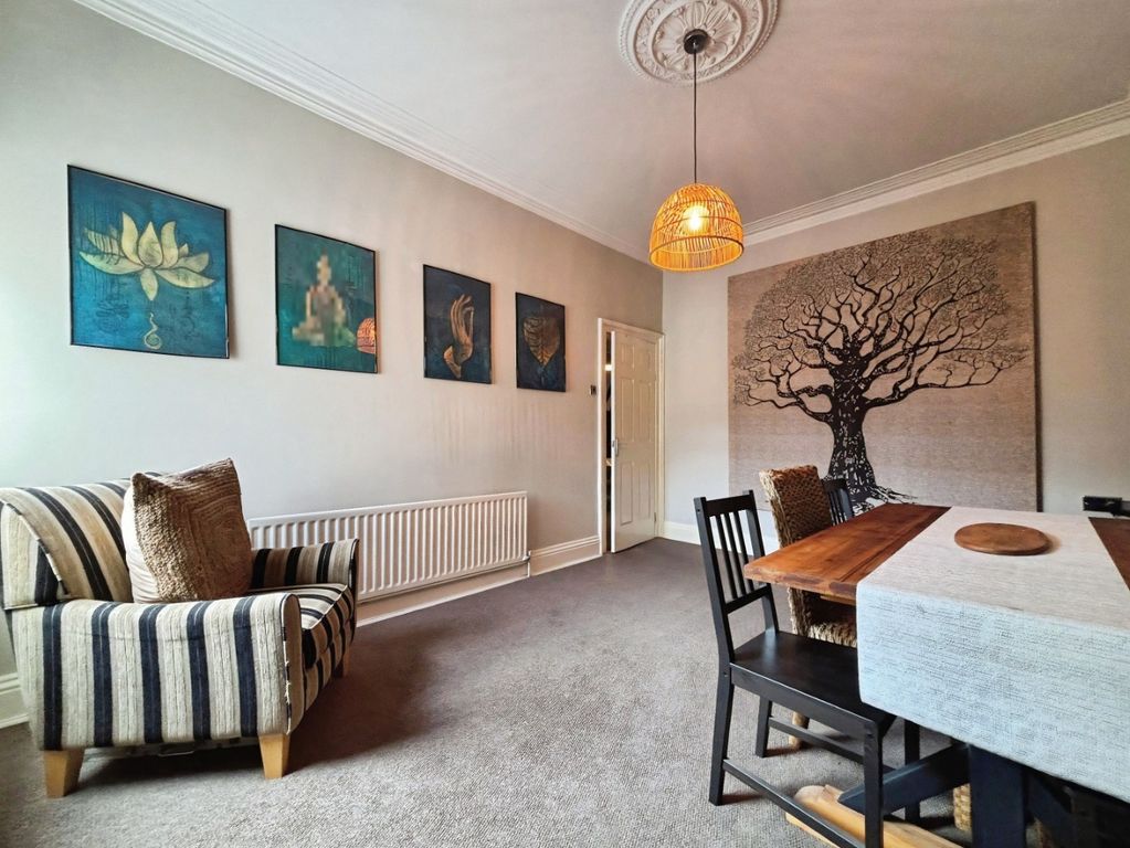 Property photo 2 of 15 4958671