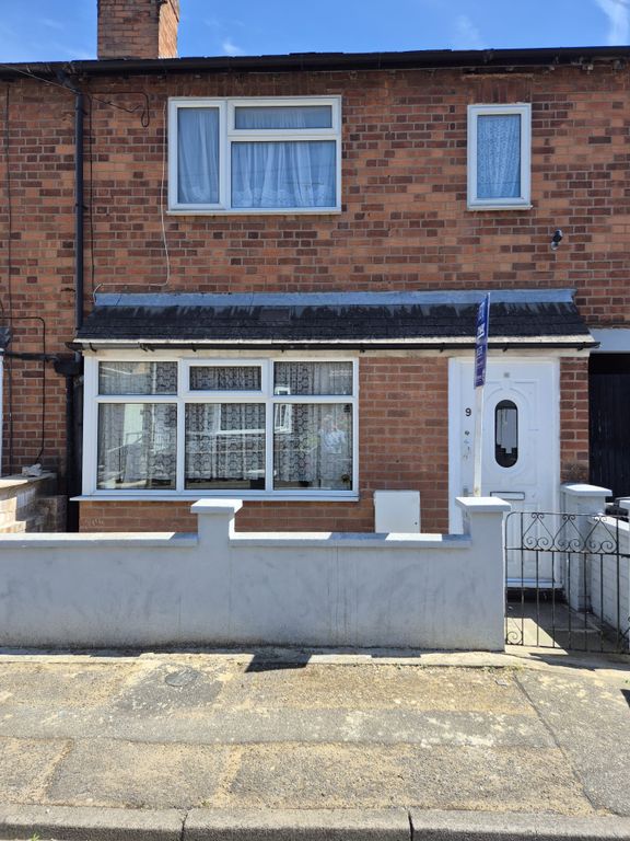 Property photo 1 of 8 Frontage
