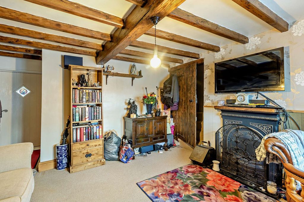 Property photo 3 of 20