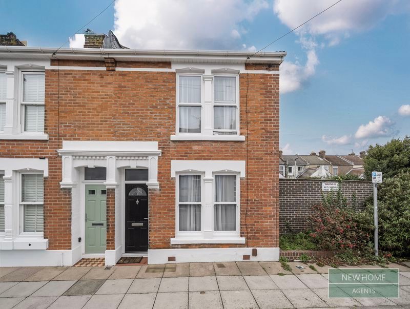 Property photo 1 of 17 Photo 18