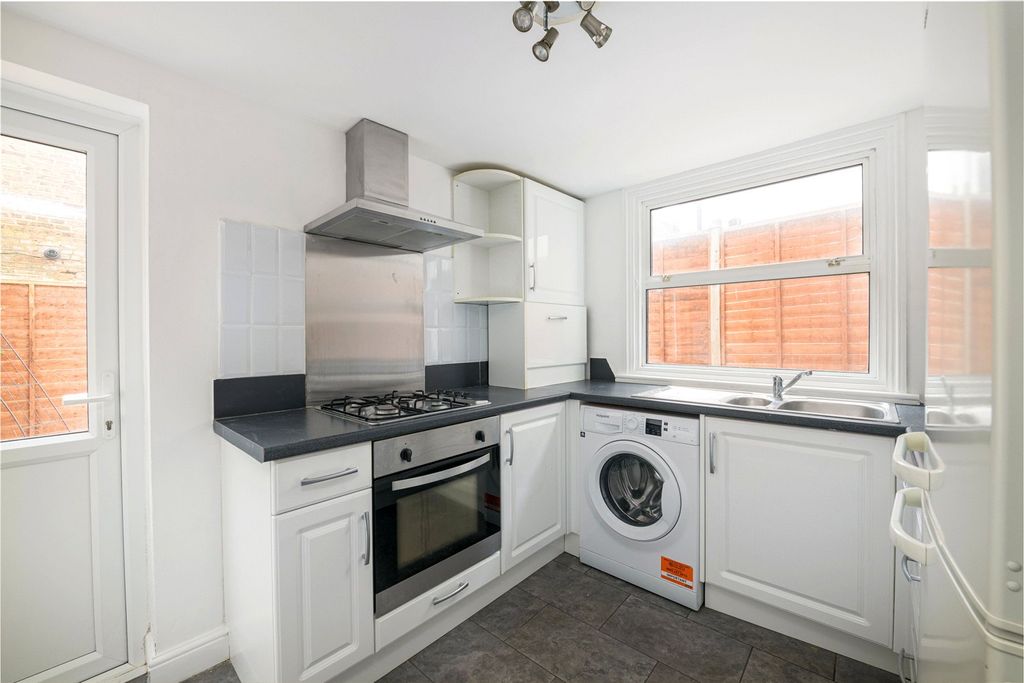 Property photo 2 of 10 Picture No. 07