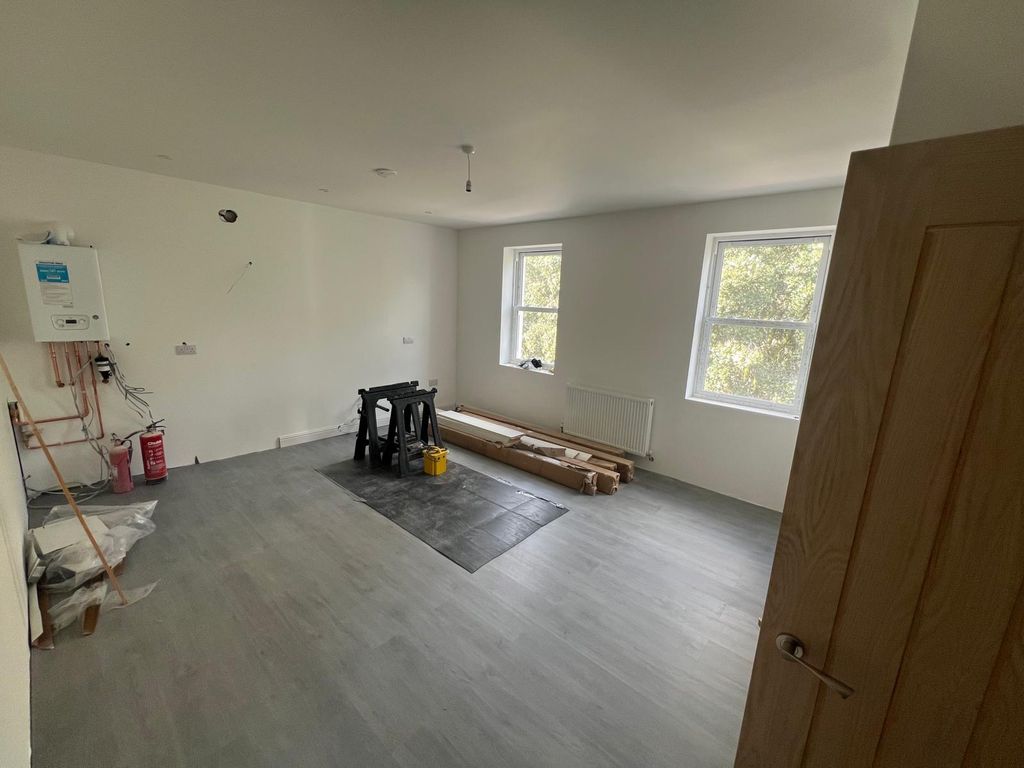 Property photo 1 of 6 Open Plan Living Construction Underway
