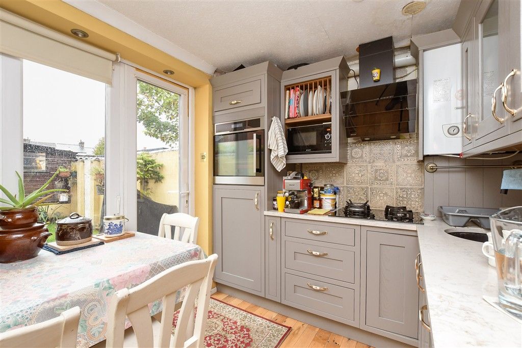 Property photo 2 of 13 Kitchen/Breakfast Room