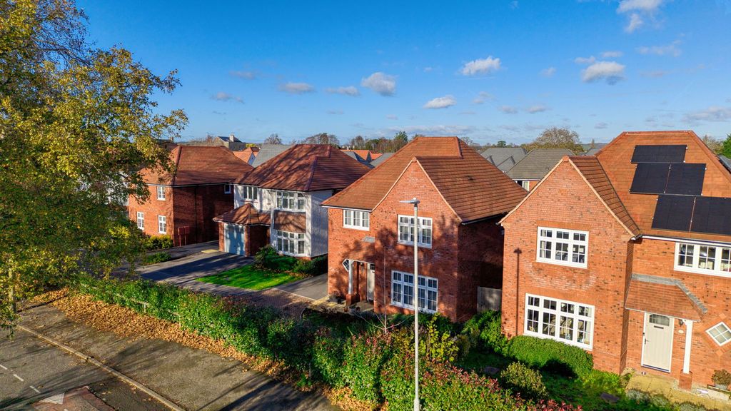 Property photo 1 of 28