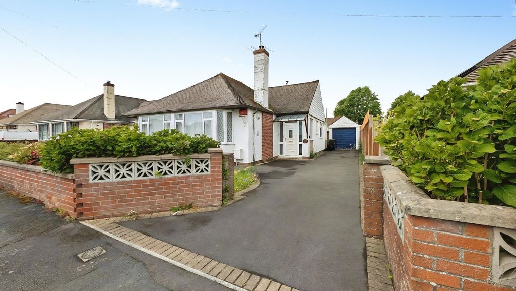 Property photo 1 of 17 Pbox-Img.Jpg
