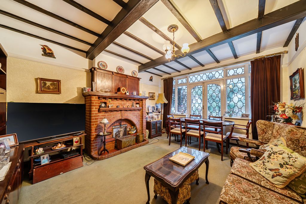 Property photo 3 of 18 Picture No. 04