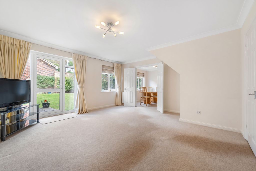 Property photo 3 of 14