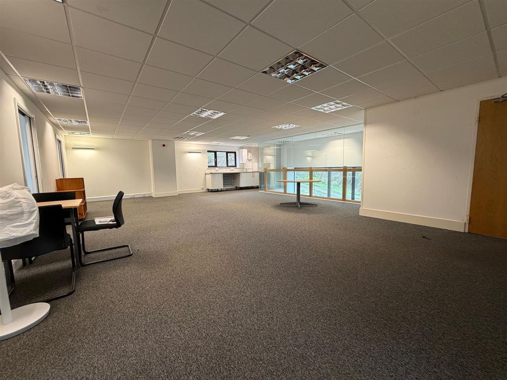 Property photo 2 of 13 4.Jpg