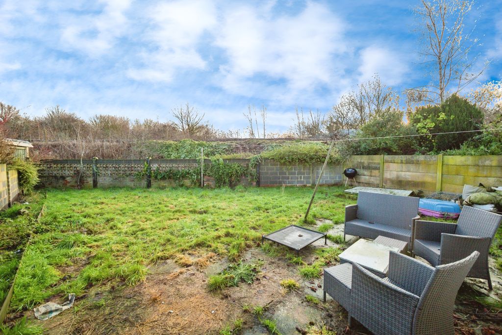 Property photo 2 of 15