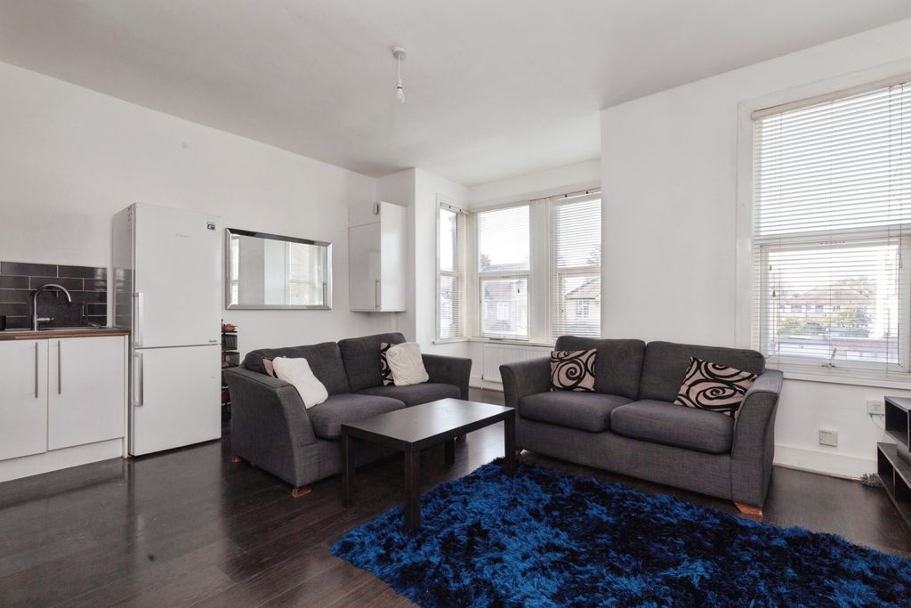 Property photo 2 of 20