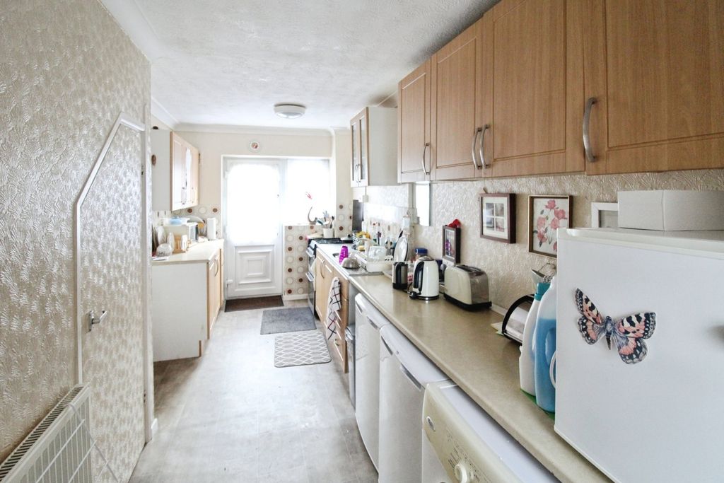 Property photo 3 of 9 Picture No. 07