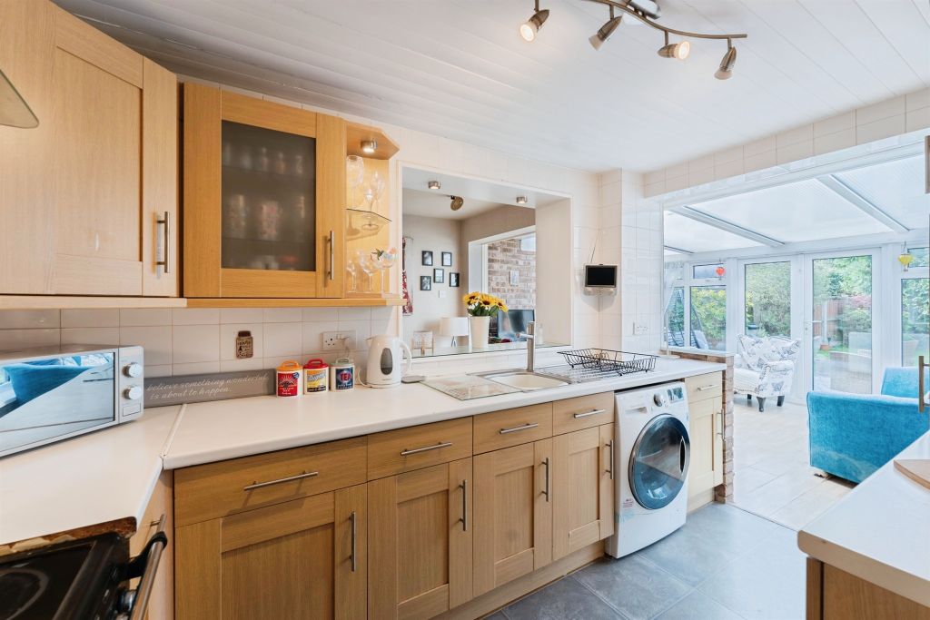 Property photo 3 of 17