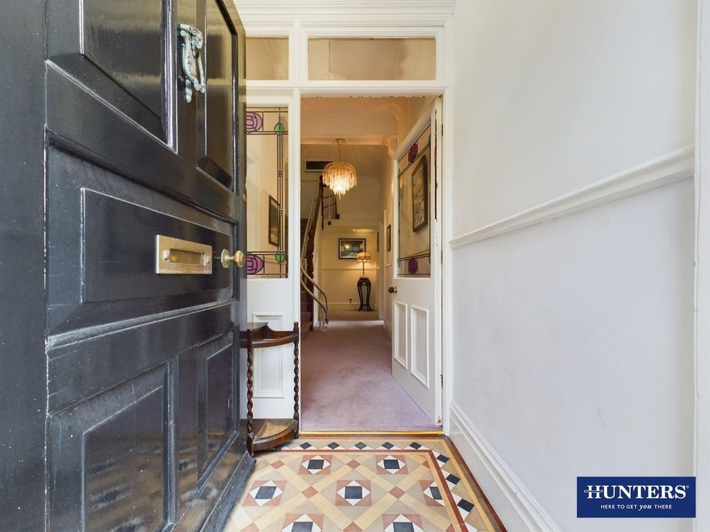 Property photo 2 of 29 Ent. Vestibule