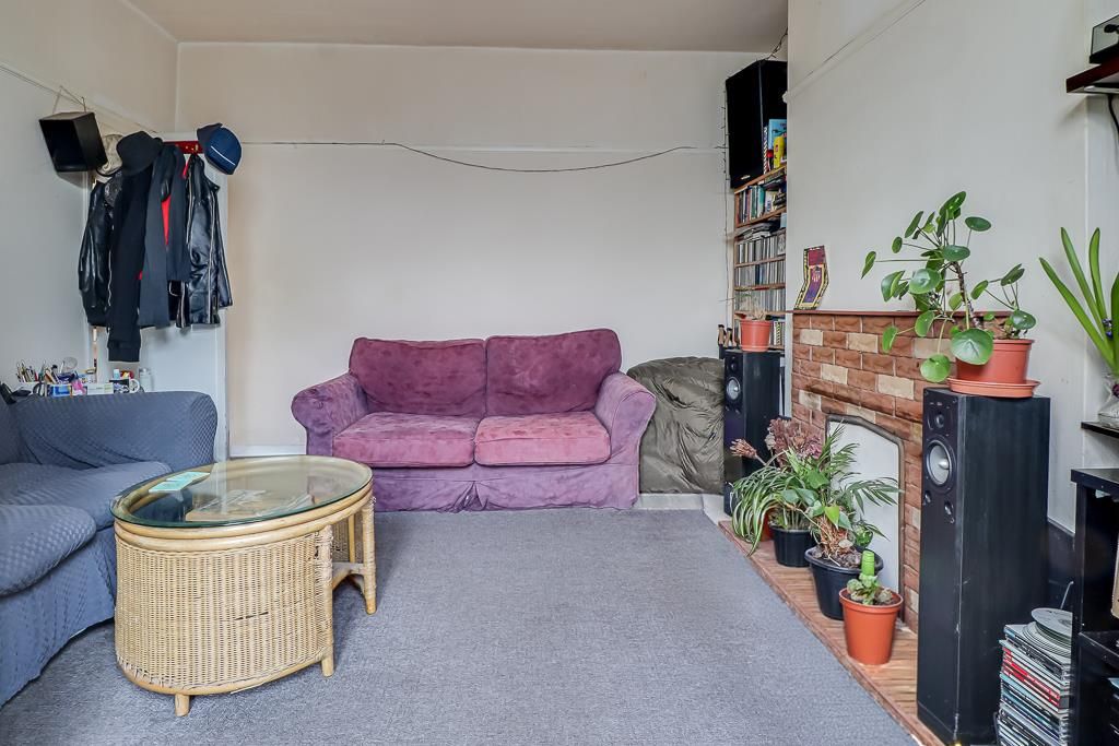 Property photo 3 of 14 Dining Room