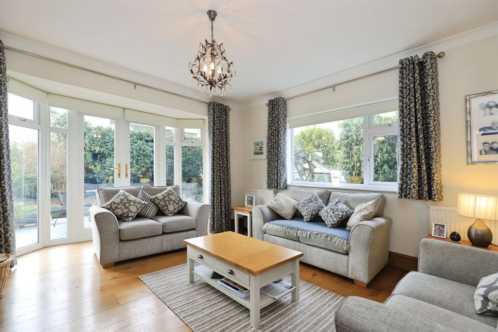 Property photo 3 of 19