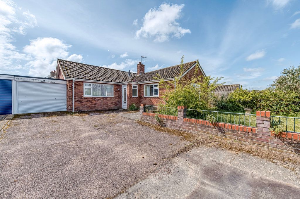 Property photo 1 of 13