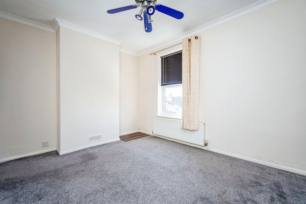 Property photo 2 of 17 Photography