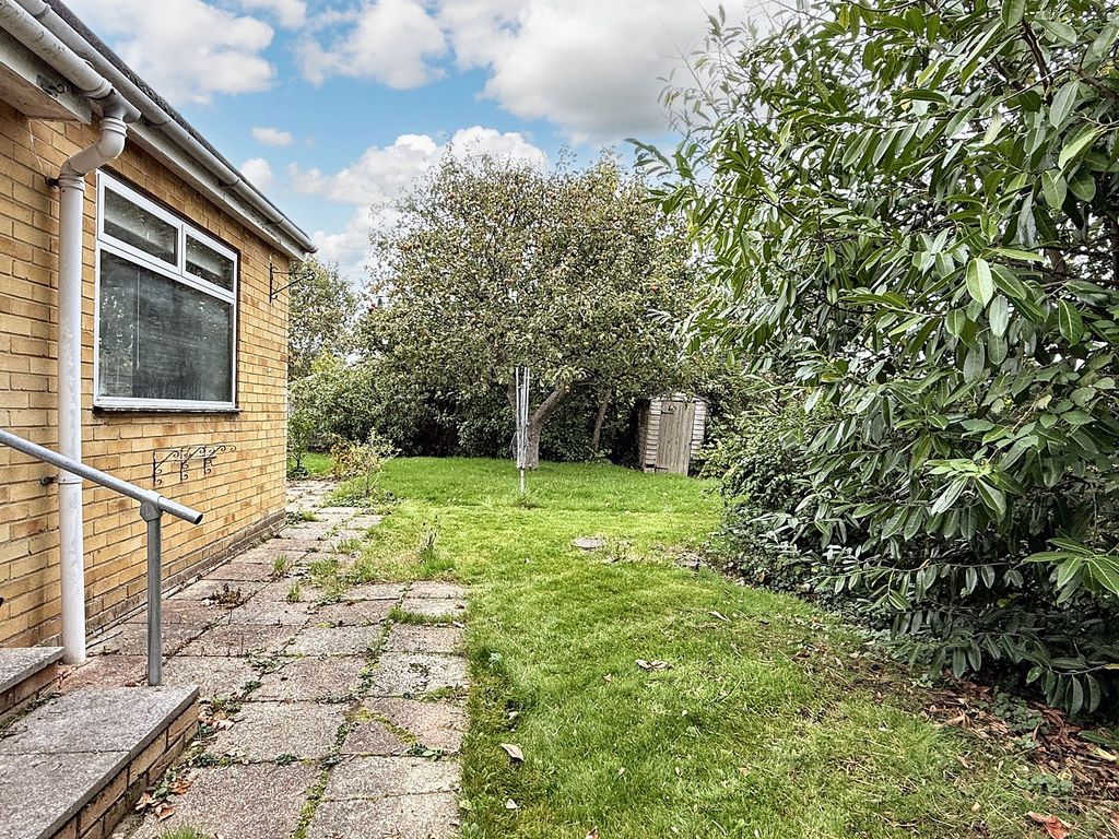 Property photo 2 of 11