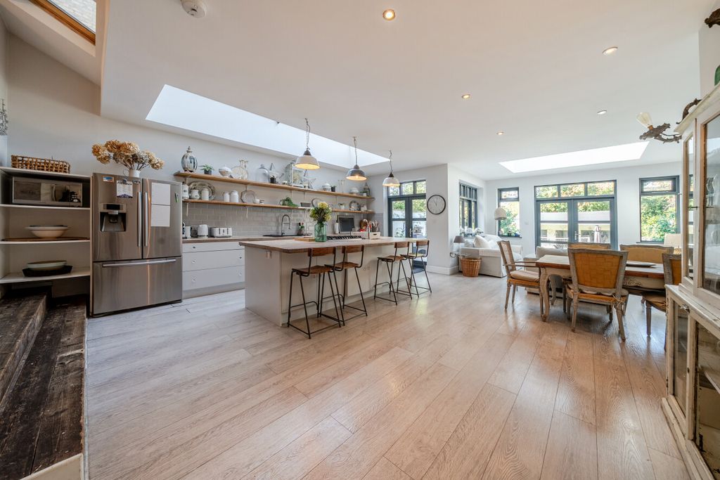 Property photo 1 of 19 1-6Ab124Ced658d-1...
