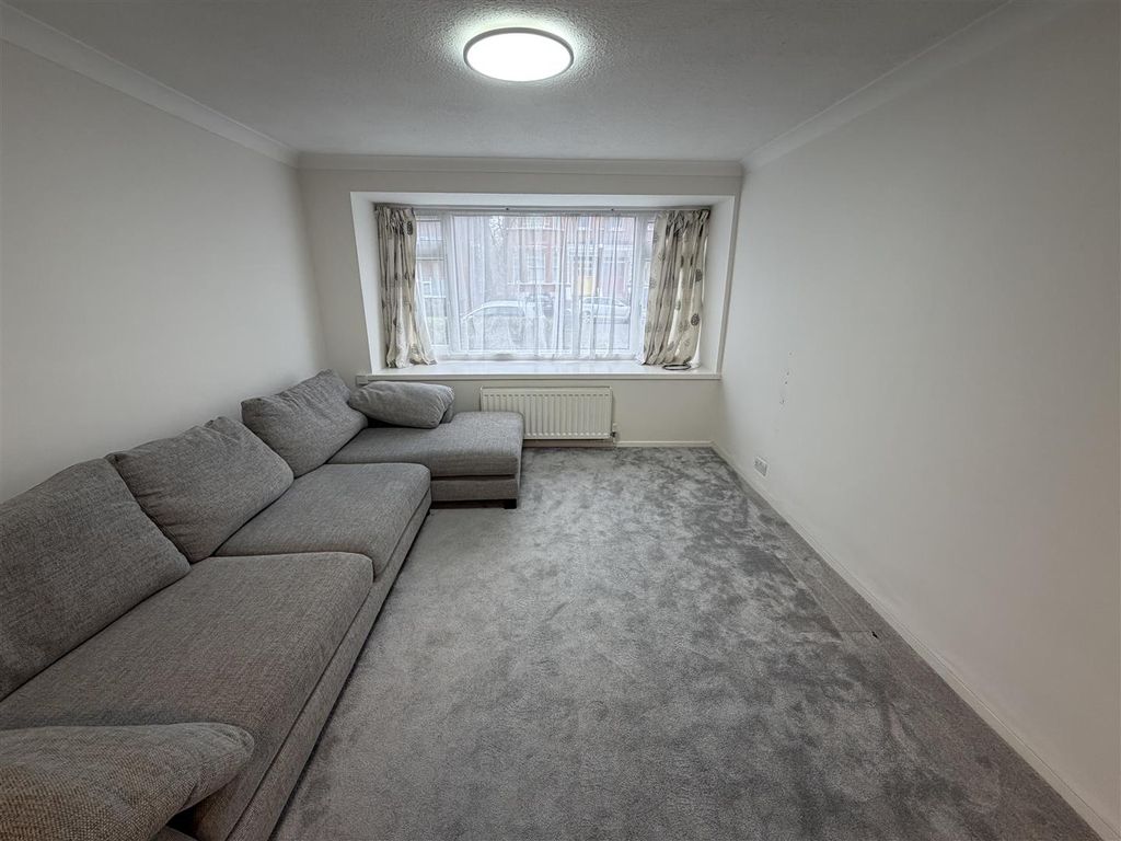 Property photo 2 of 10 Tempimagegtscmv.Jpg