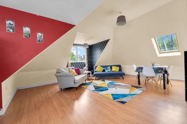 Property photo 2 of 7