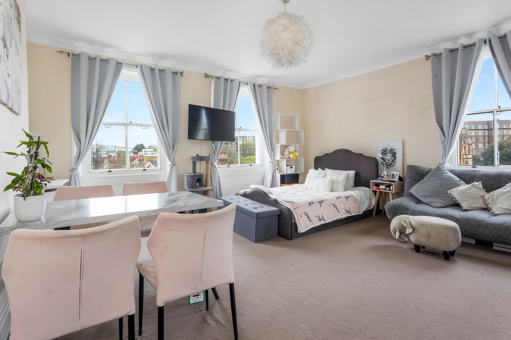 Property photo 2 of 13 Iren2771