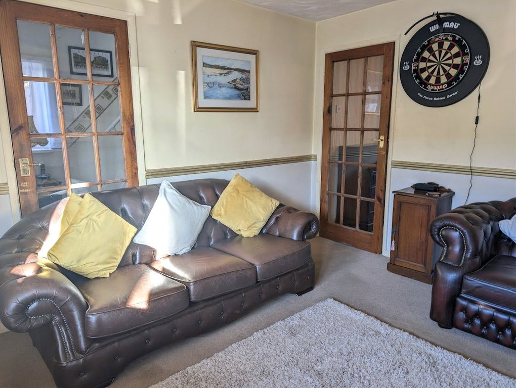 Property photo 2 of 14 Picture No. 11