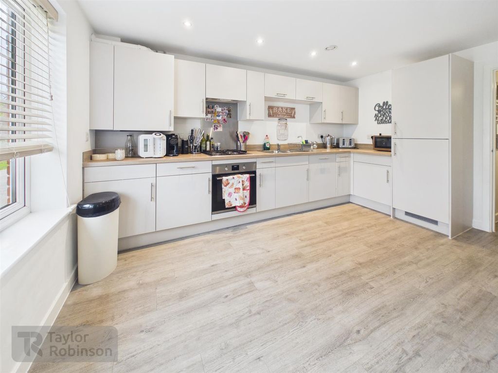 Property photo 3 of 13 Cam02600G0-Pr0708-Still011.Jpg