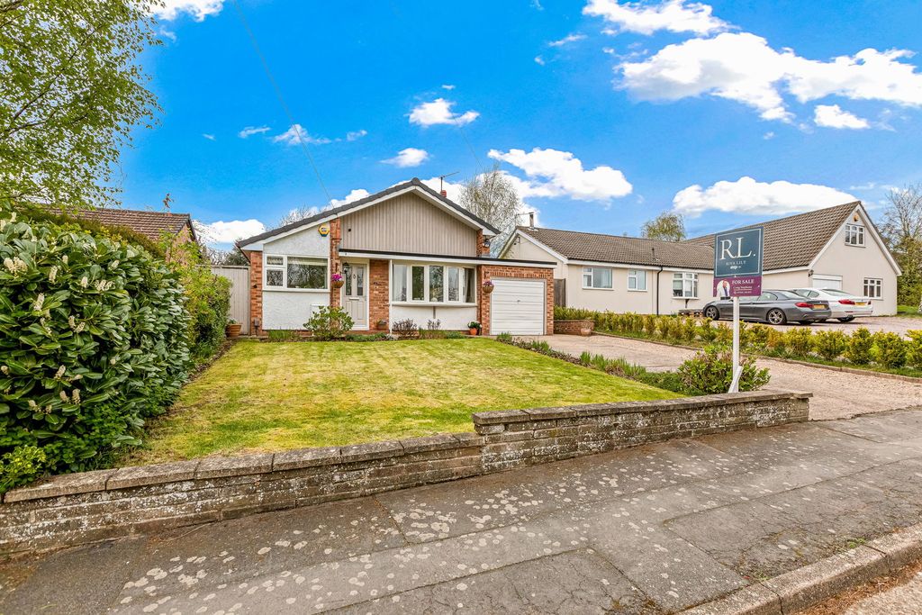 Property photo 1 of 28