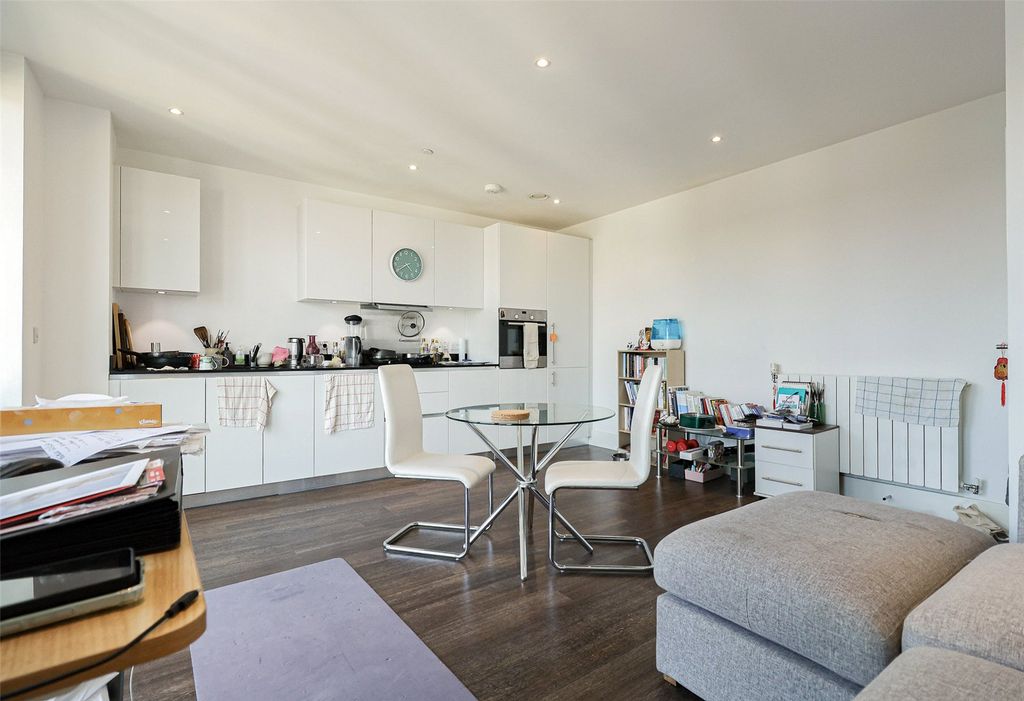 Property photo 3 of 11 Picture No. 06