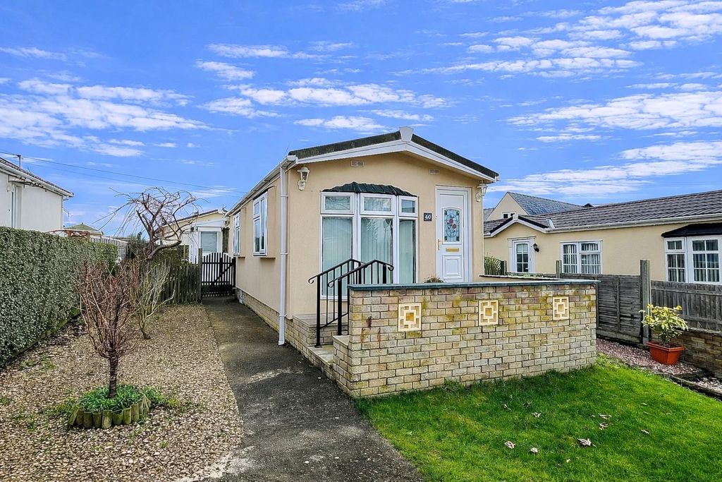 Property photo 1 of 23