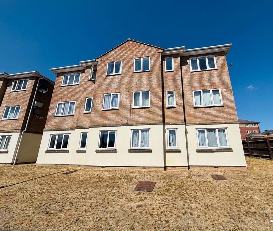 Property photo 1 of 8