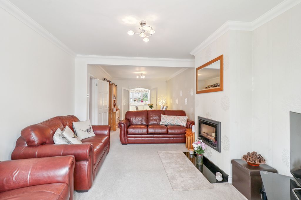 Property photo 3 of 26 Img_3652