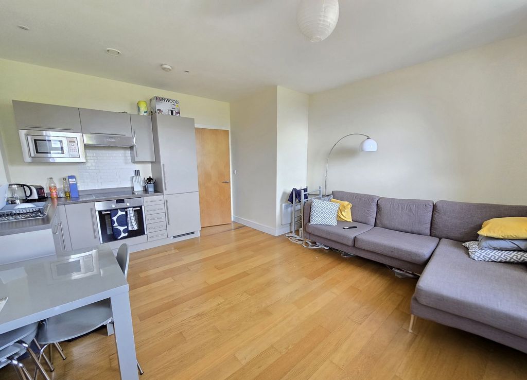 Property photo 2 of 11
