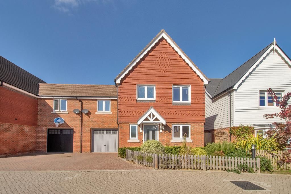 Property photo 1 of 17 Photo 1