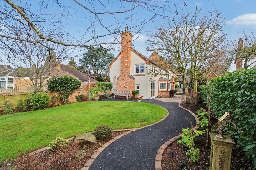 Property photo 1 of 29